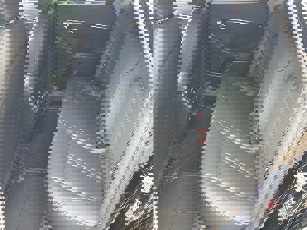 Used 2023 Hyundai Sonata Limited w/ Preferred Accessory Package image 17