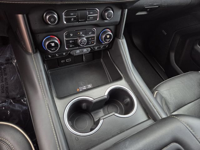 Used 2023 Chevrolet Suburban Premier AWD/4WD image 13