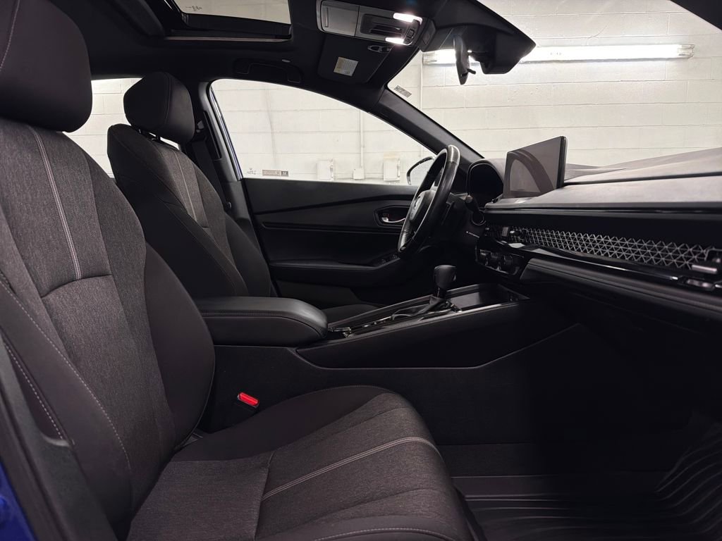Used 2024 Honda Accord Sport image 28