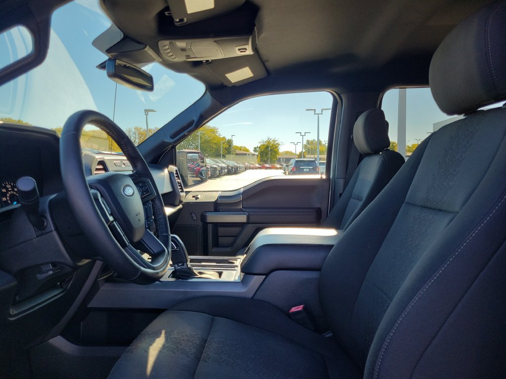 Certified 2019 Ford F150 XLT w/ Equipment Group 302A Luxury AWD/4WD image 20
