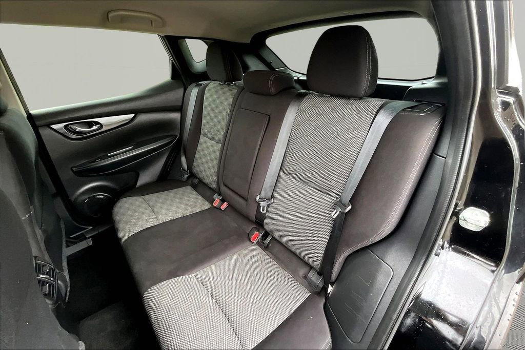Used 2019 Nissan Rogue Sport SV w/ Technology Package FWD image 26