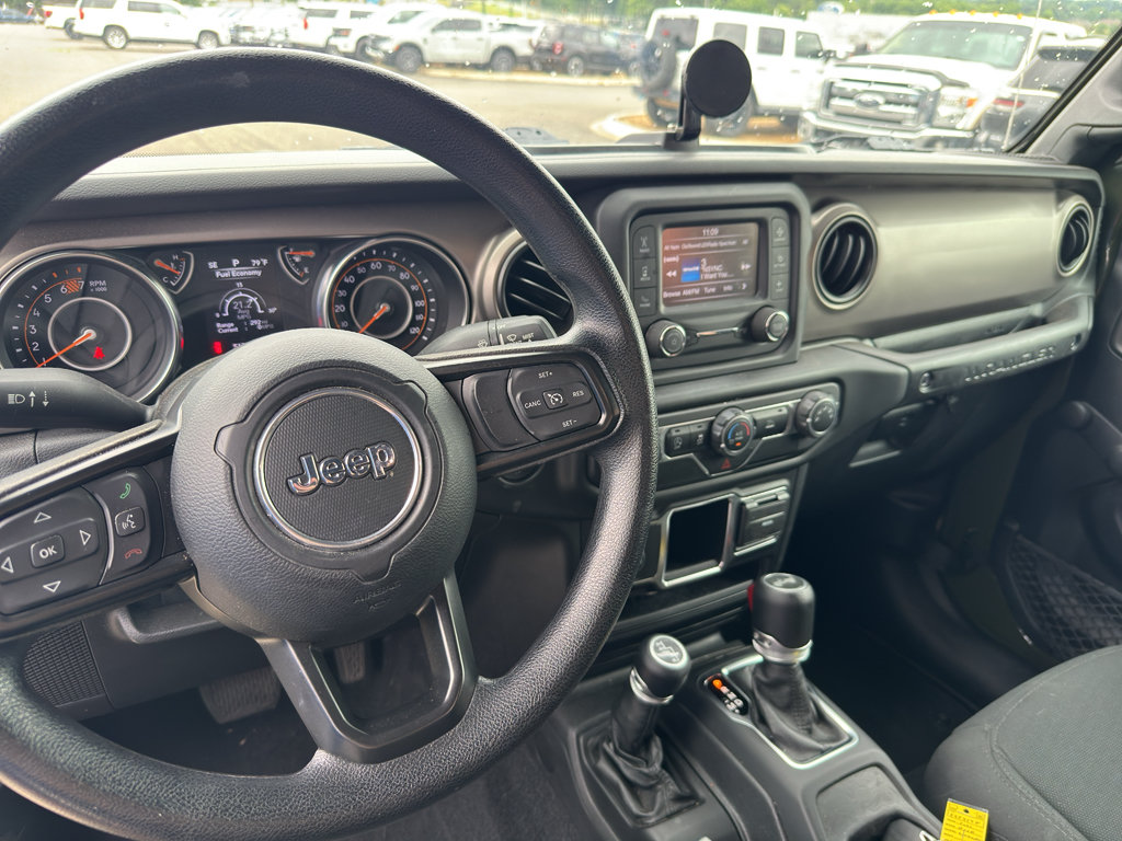 Used 2021 Jeep Wrangler Sport AWD/4WD image 11