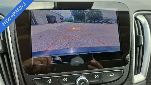 Used 2025 Chevrolet Malibu LT FWD image 15