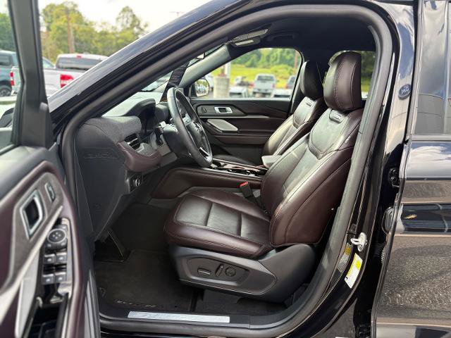 Certified 2026 Ford Explorer Platinum AWD/4WD image 11