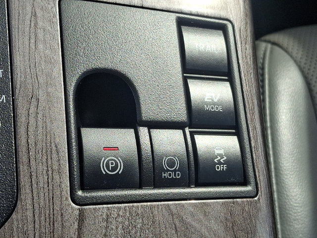 Used 2023 Toyota Highlander Limited AWD/4WD image 25
