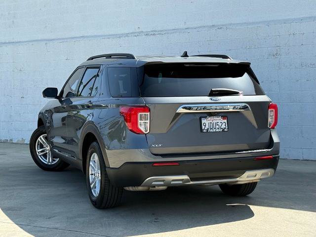 Certified 2023 Ford Explorer XLT w/ Equipment Group 202A RWD image 5