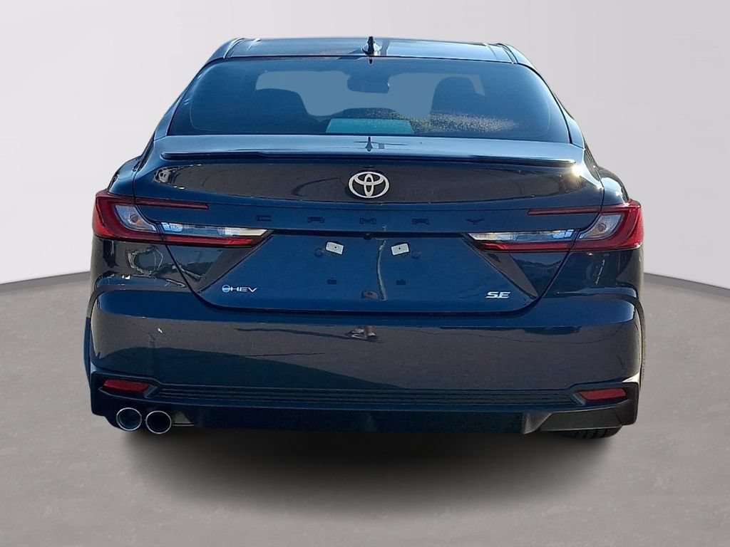 Used 2025 Toyota Camry SE FWD image 5