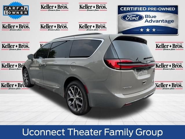 Used 2022 Chrysler Pacifica Limited w/ Uconnect Theater Family Group AWD/4WD image 5