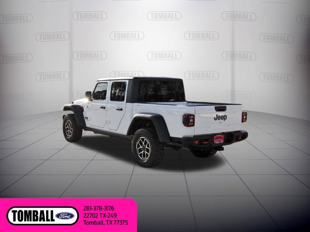 Used 2024 Jeep Gladiator Rubicon AWD/4WD image 5