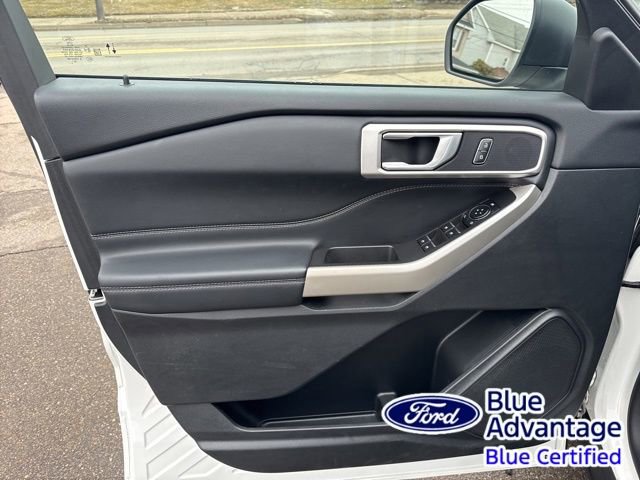 Certified 2023 Ford Explorer XLT w/ Equipment Group 202A image 15
