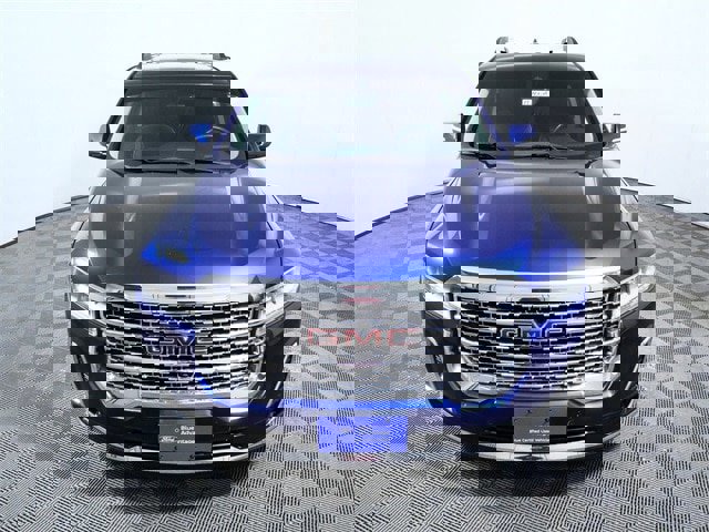 Used 2023 GMC Acadia Denali w/ Denali Ultimate Package image 6