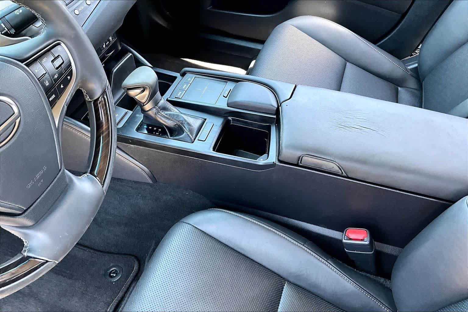 Used 2021 Lexus ES 350 w/ Premium Package FWD image 17