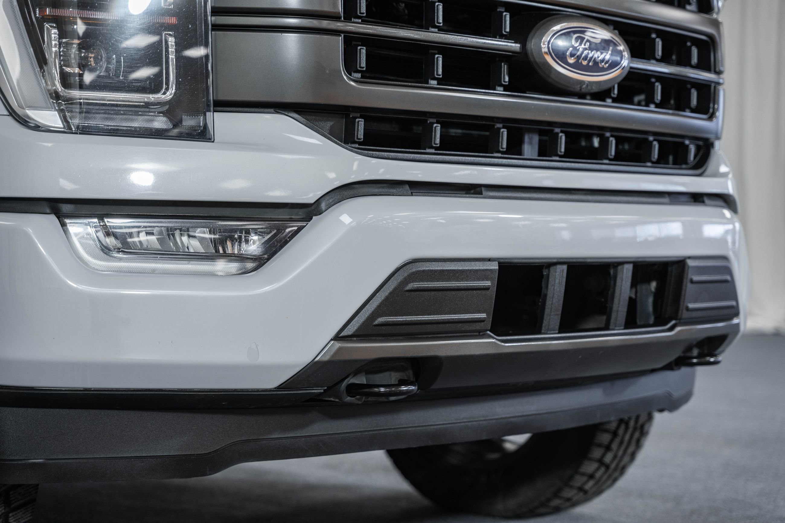 Certified 2021 Ford F150 Lariat w/ Equipment Group 502A High image 14