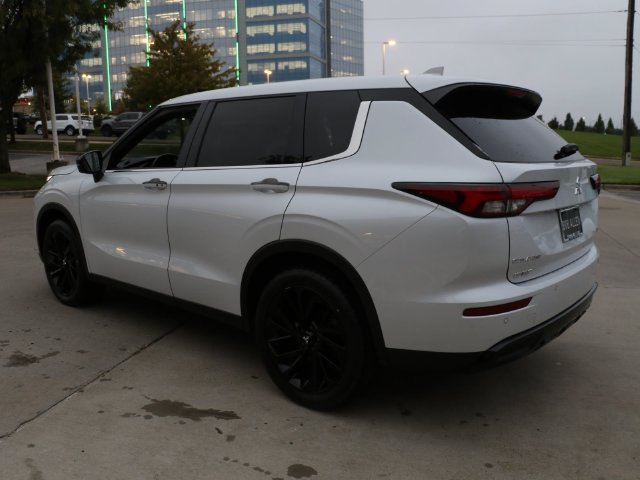 Used 2023 Mitsubishi Outlander SEL Black Edition AWD/4WD image 5
