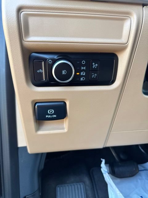 Certified 2023 Ford F150 XLT AWD/4WD image 17