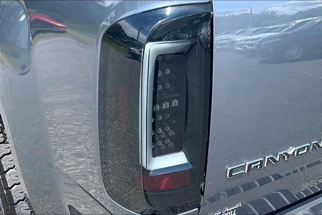 Used 2020 GMC Canyon SLE w/ Elevation Edition RWD image 31
