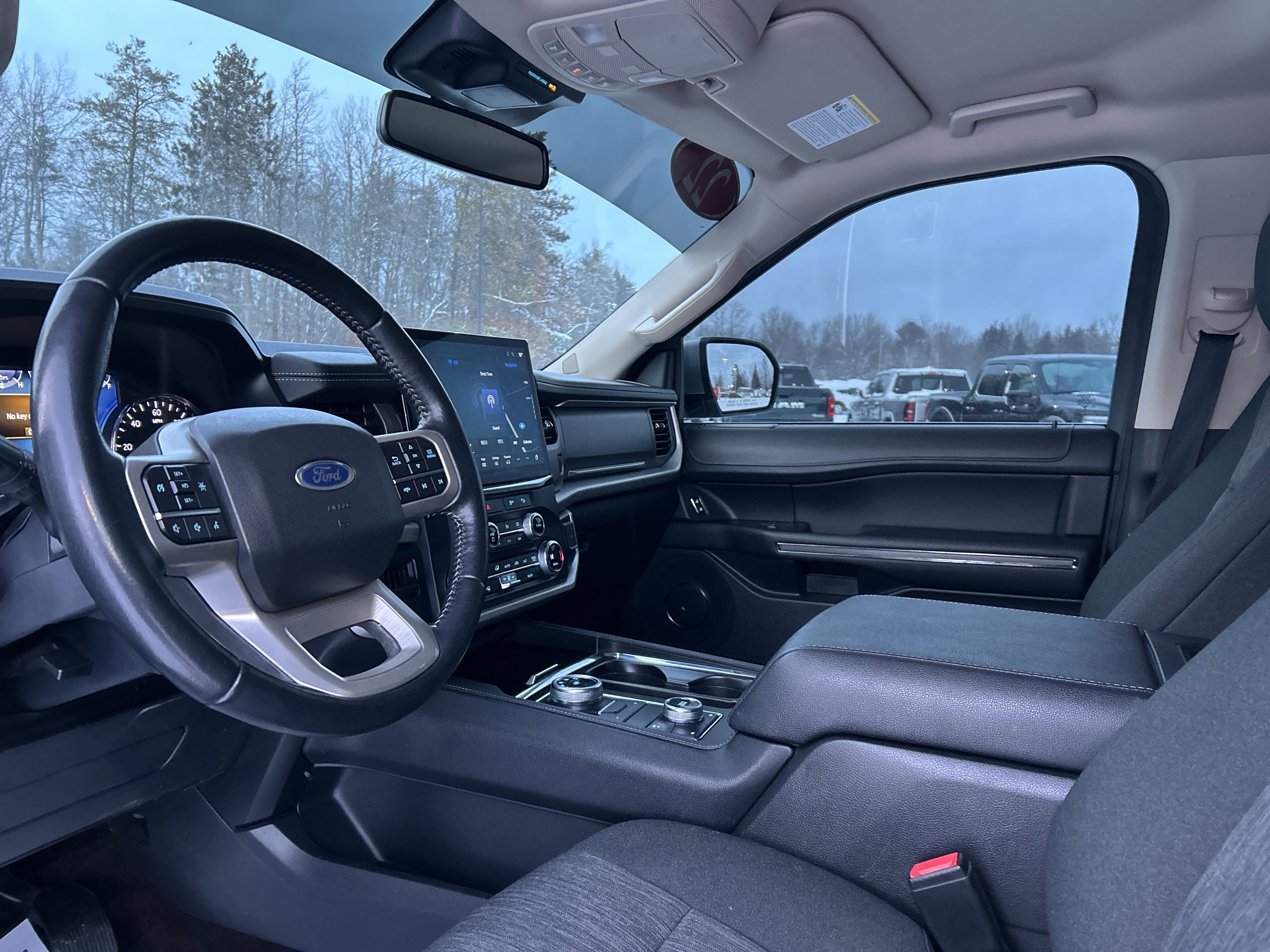 Certified 2022 Ford Expedition XLT image 13