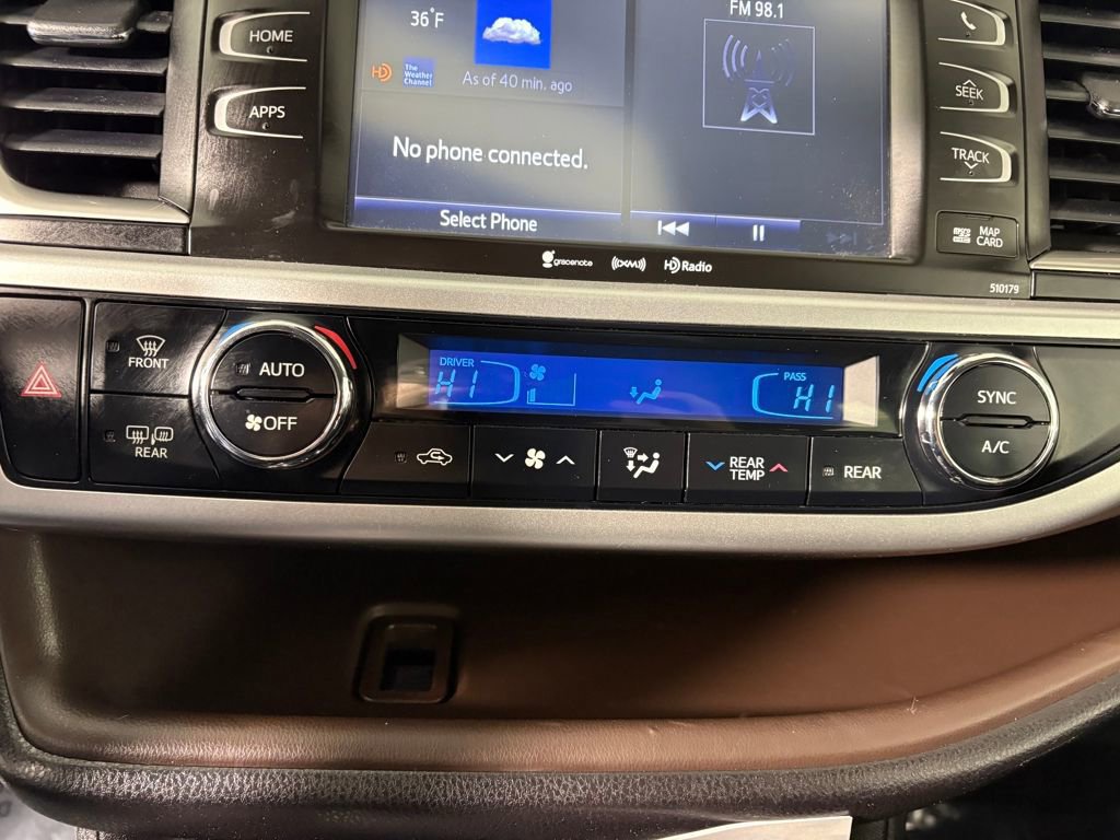 Used 2017 Toyota Highlander XLE image 20