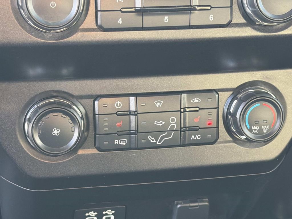 Certified 2019 Ford F250 XLT w/ XLT Premium Package image 14