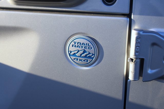 Used 2023 Jeep Wrangler Unlimited Sahara w/ Cold Weather Group image 11