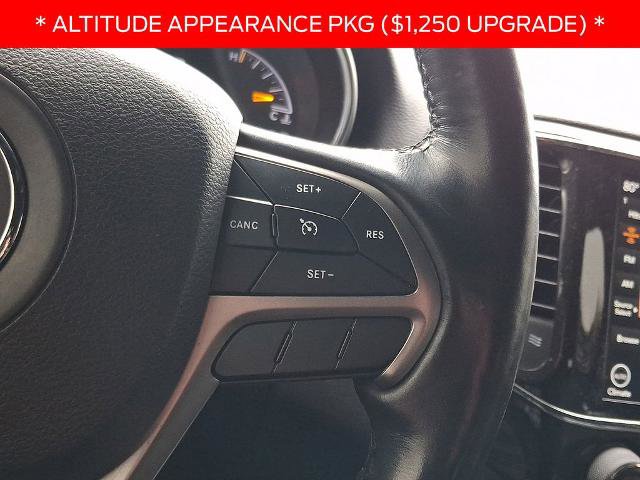 Used 2021 Jeep Grand Cherokee Laredo X image 21