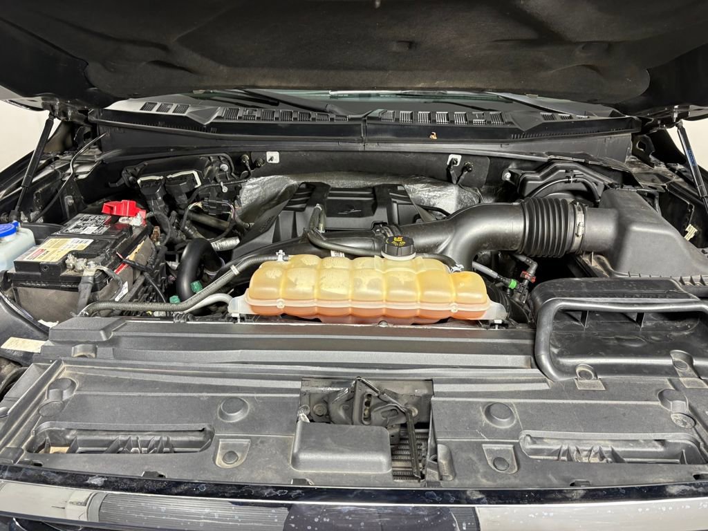 Certified 2017 Ford F150 XLT w/ Equipment Group 301A Mid image 9