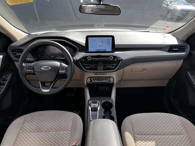 Certified 2020 Ford Escape SE image 37