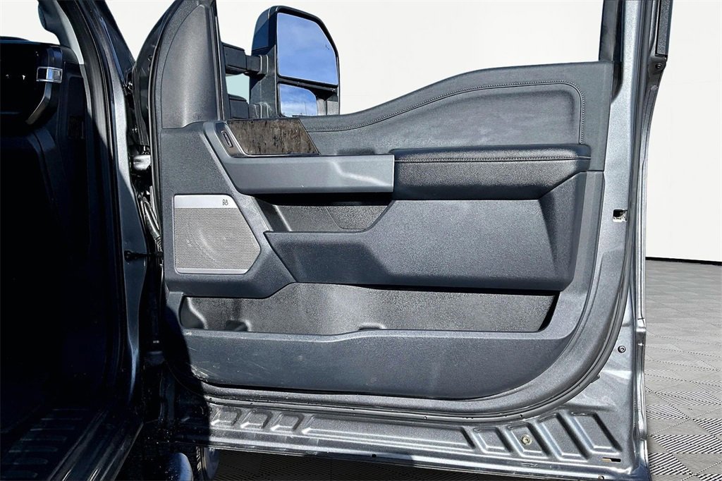 Certified 2023 Ford F350 Lariat image 25