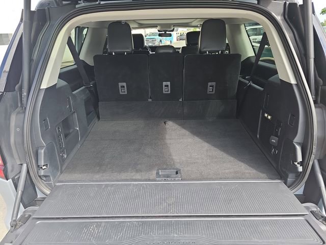 Certified 2025 Ford Expedition Max Active AWD/4WD image 12