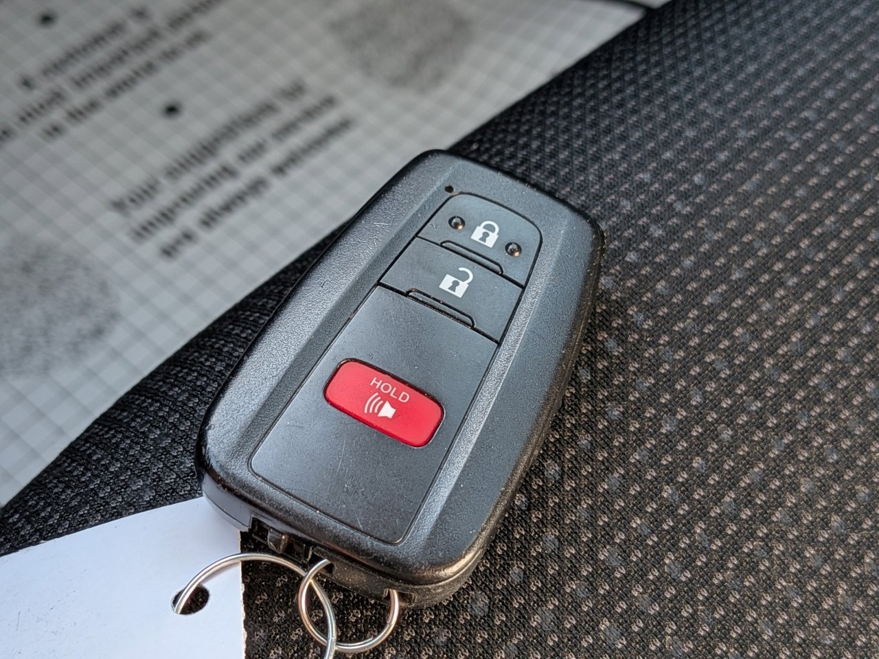 Used 2020 Toyota Prius LE w/ Carpet Mat Package AWD/4WD image 31