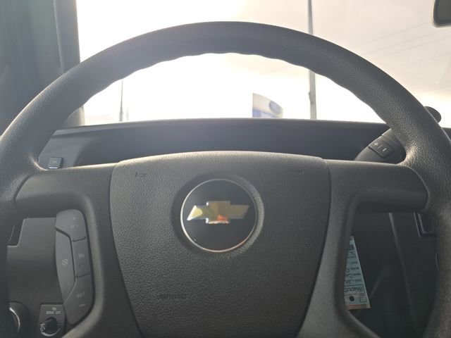 Used 2024 Chevrolet Express 2500 w/ Driver Convenience Package image 28