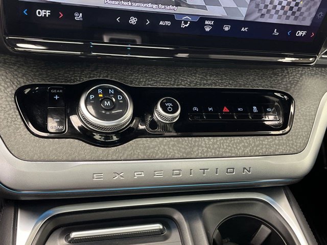 Certified 2025 Ford Expedition Tremor AWD/4WD image 27
