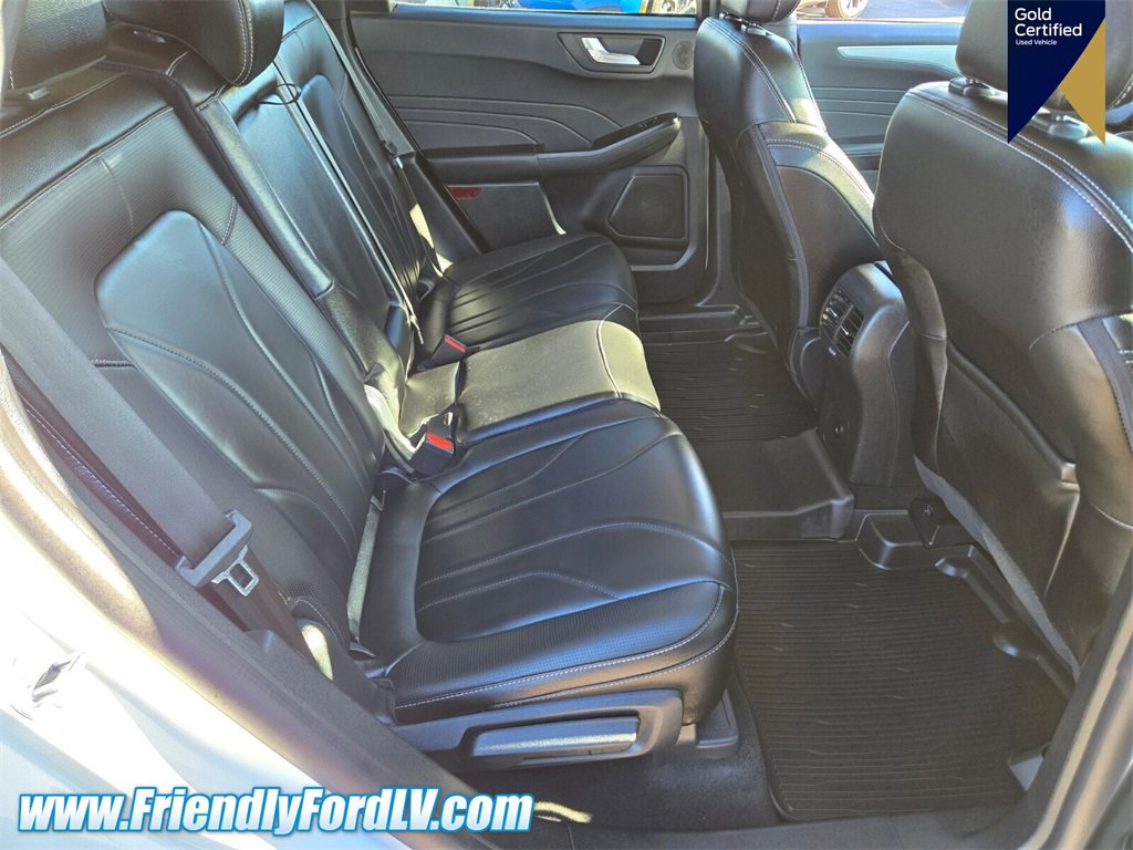 Certified 2025 Ford Escape SE w/ PHEV Premium Package image 13