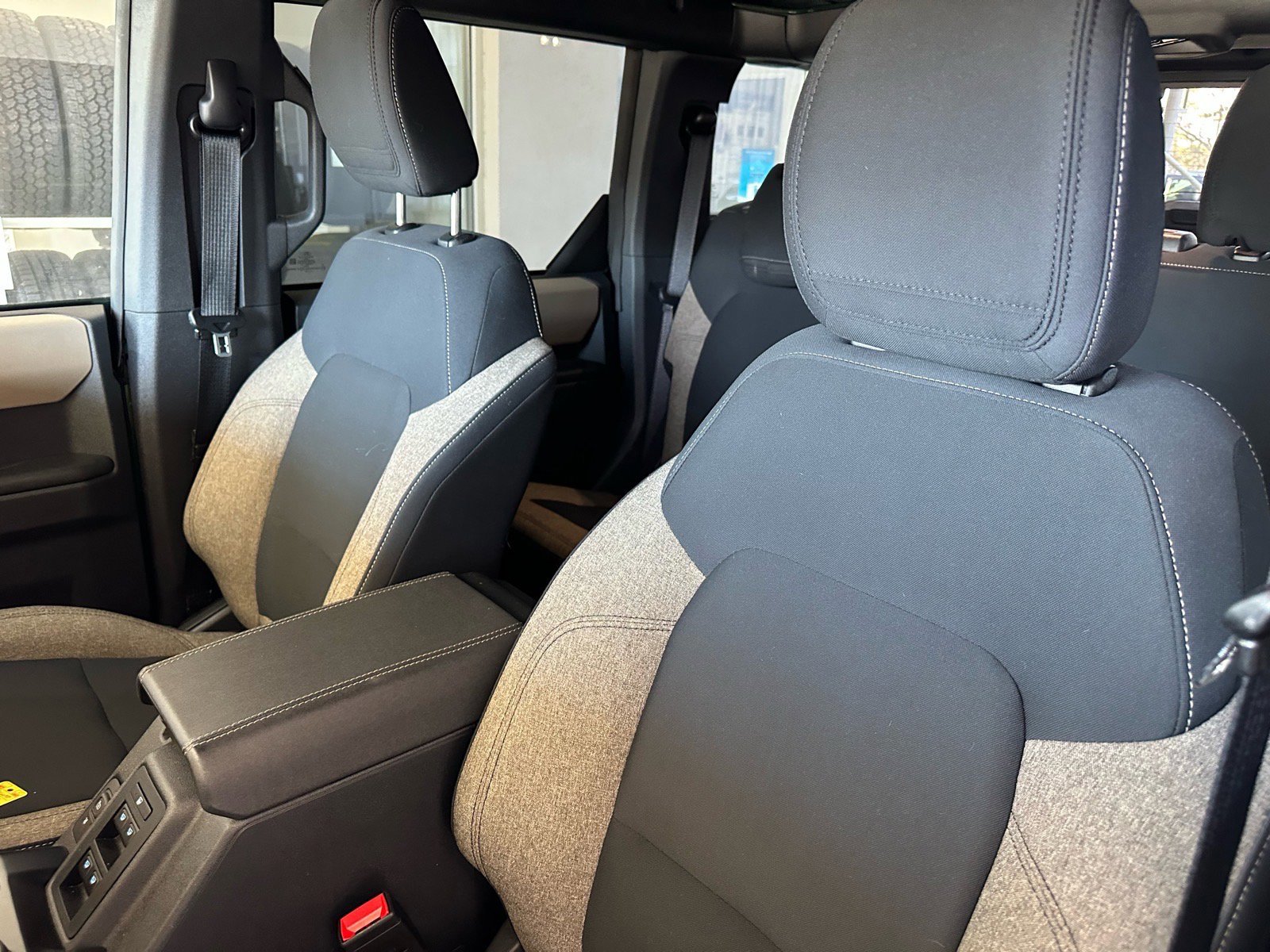 Certified 2025 Ford Bronco Big Bend image 23