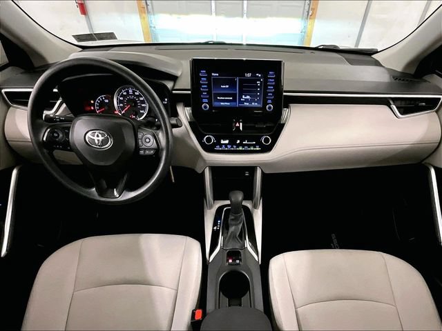 Used 2022 Toyota Corolla Cross L FWD image 14