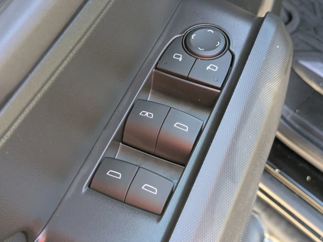 Used 2024 Chevrolet Colorado Trail Boss w/ Technology Package image 16