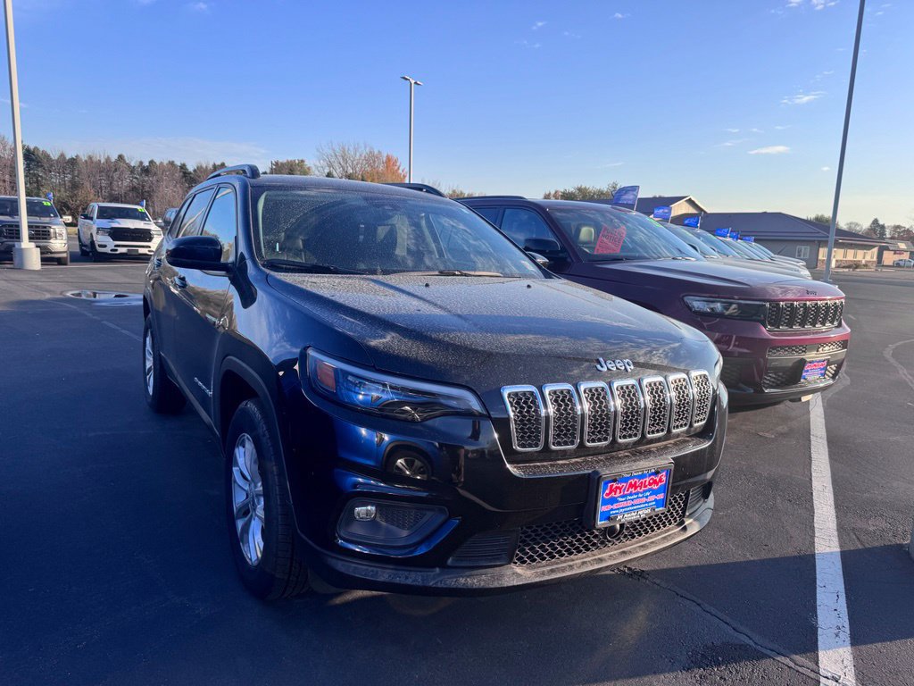 Used 2022 Jeep Cherokee Latitude Lux AWD/4WD image 2