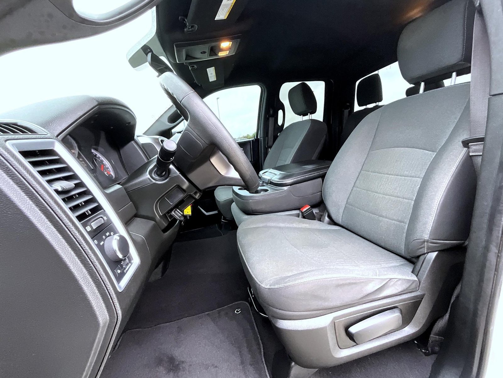 Used 2021 RAM 1500 Warlock AWD/4WD image 10