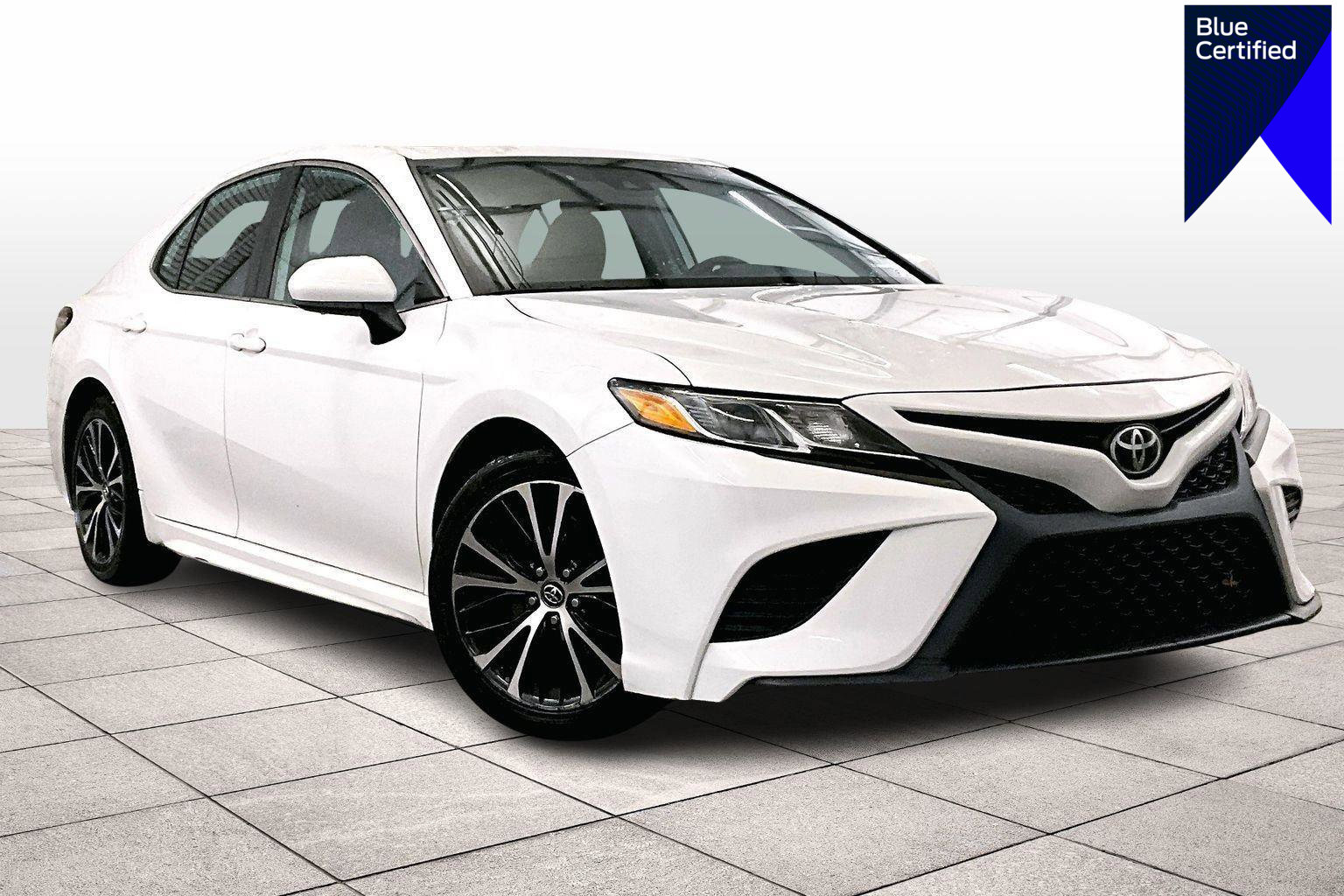 Used 2019 Toyota Camry SE