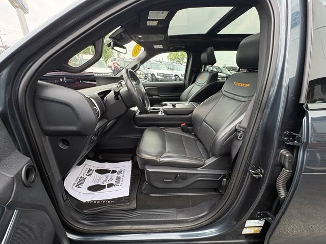 Certified 2025 Ford Expedition Tremor AWD/4WD image 15
