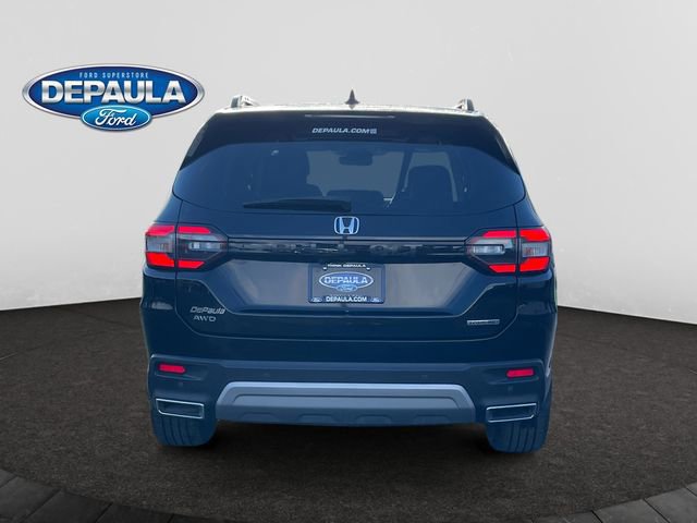 Used 2023 Honda Pilot Touring image 2