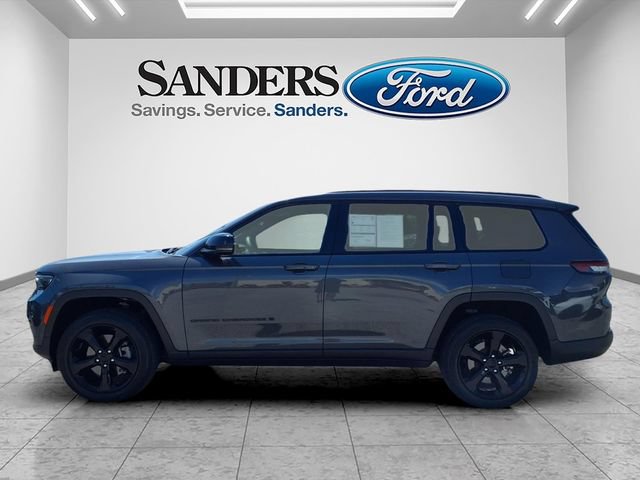 Used 2023 Jeep Grand Cherokee L Laredo AWD/4WD image 5