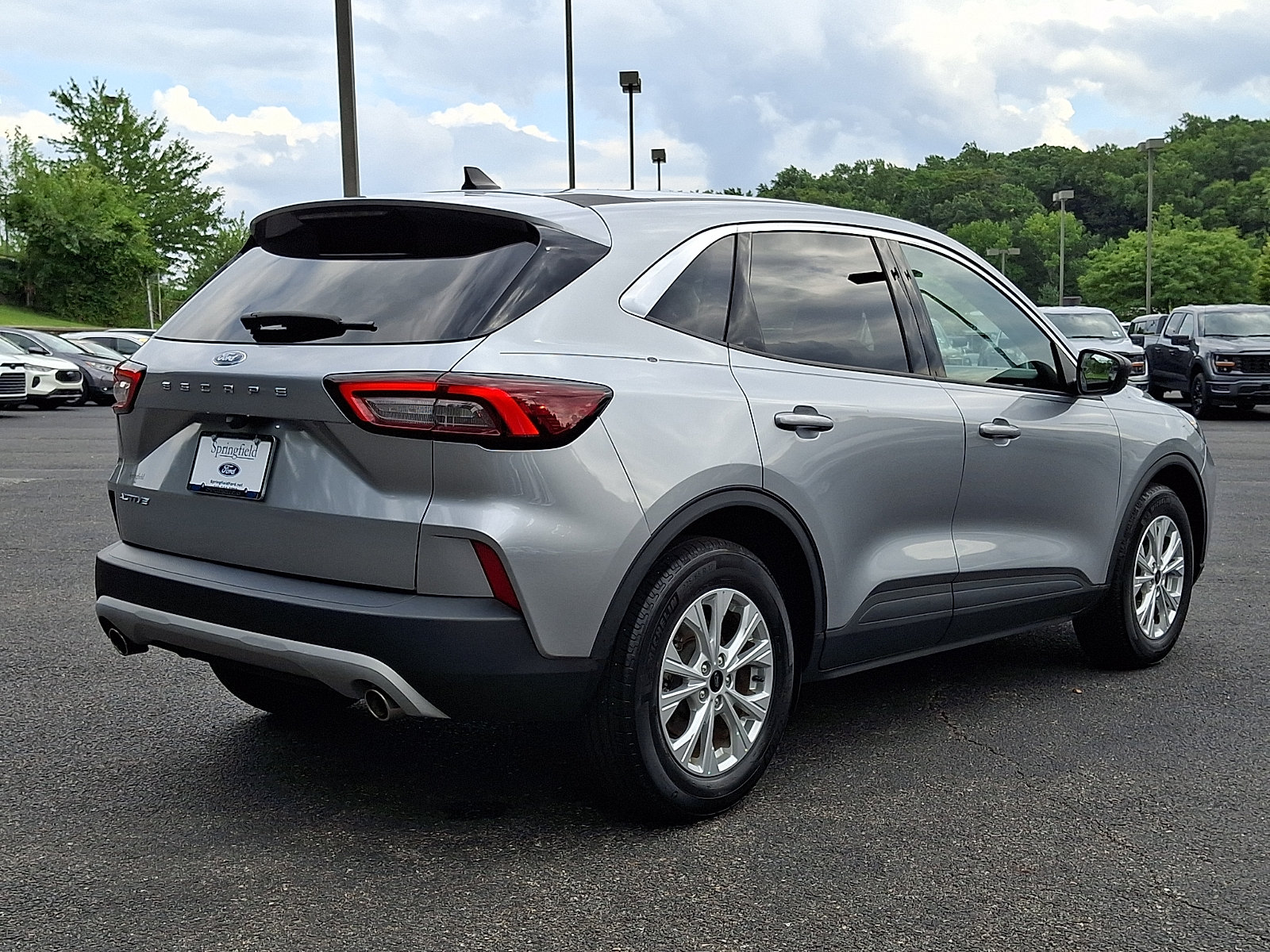 Certified 2023 Ford Escape Active w/ Cold Weather Package FWD image 6