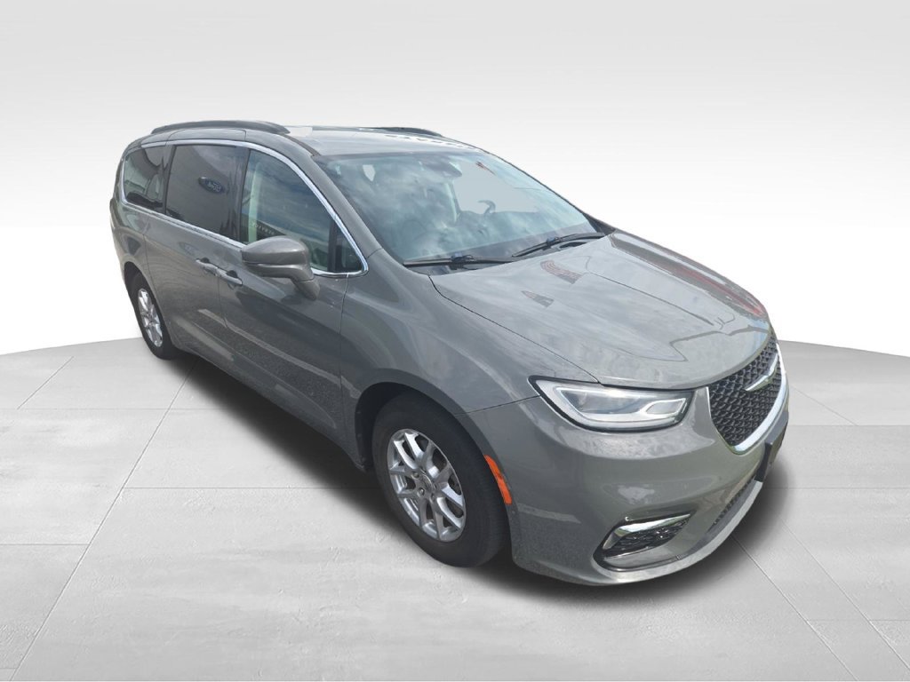 Used 2022 Chrysler Pacifica Touring-L w/ Uconnect Theater Family Group FWD 360° Tour