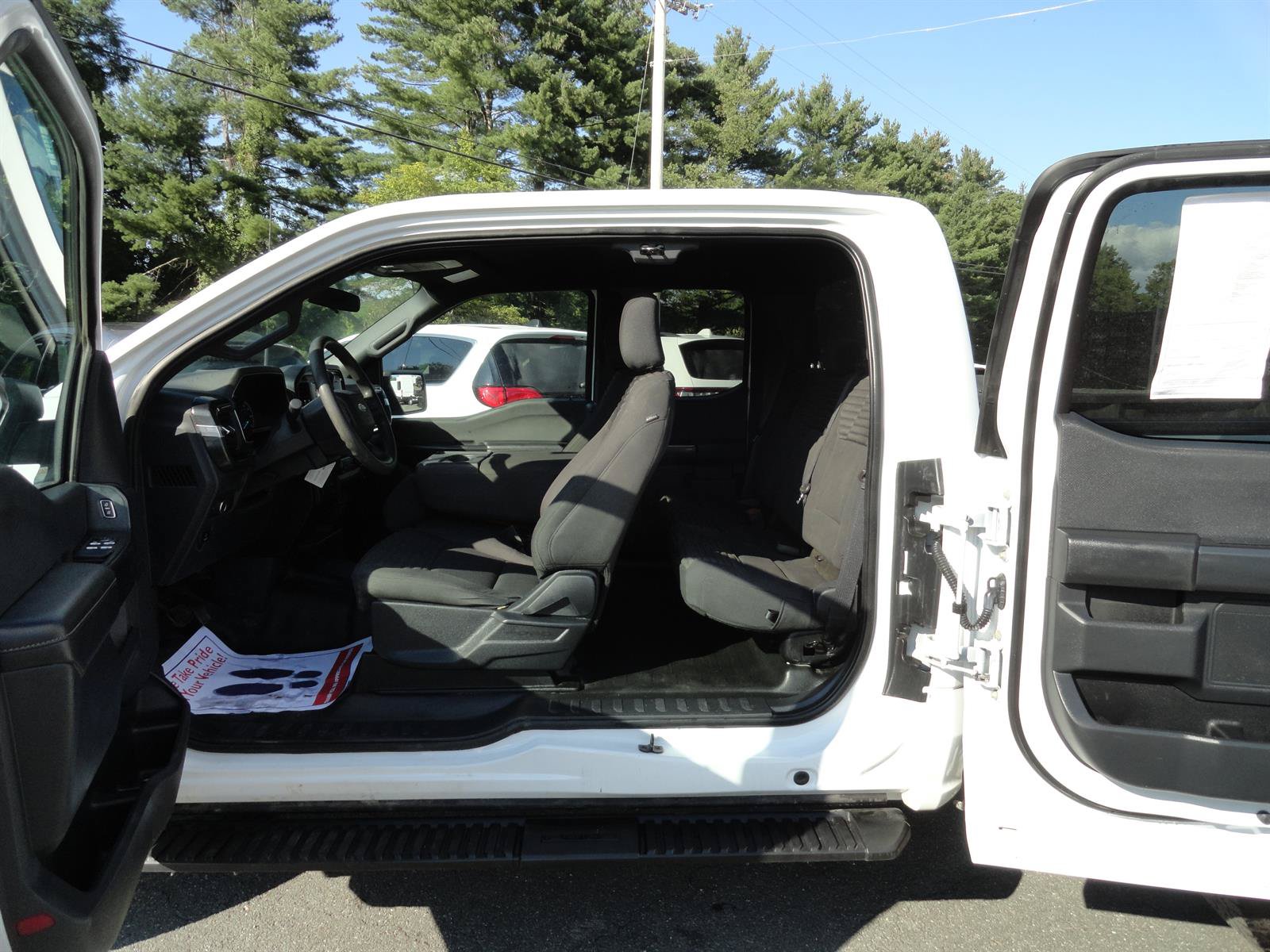 Certified 2022 Ford F150 XL w/ STX Appearance Package AWD/4WD image 18