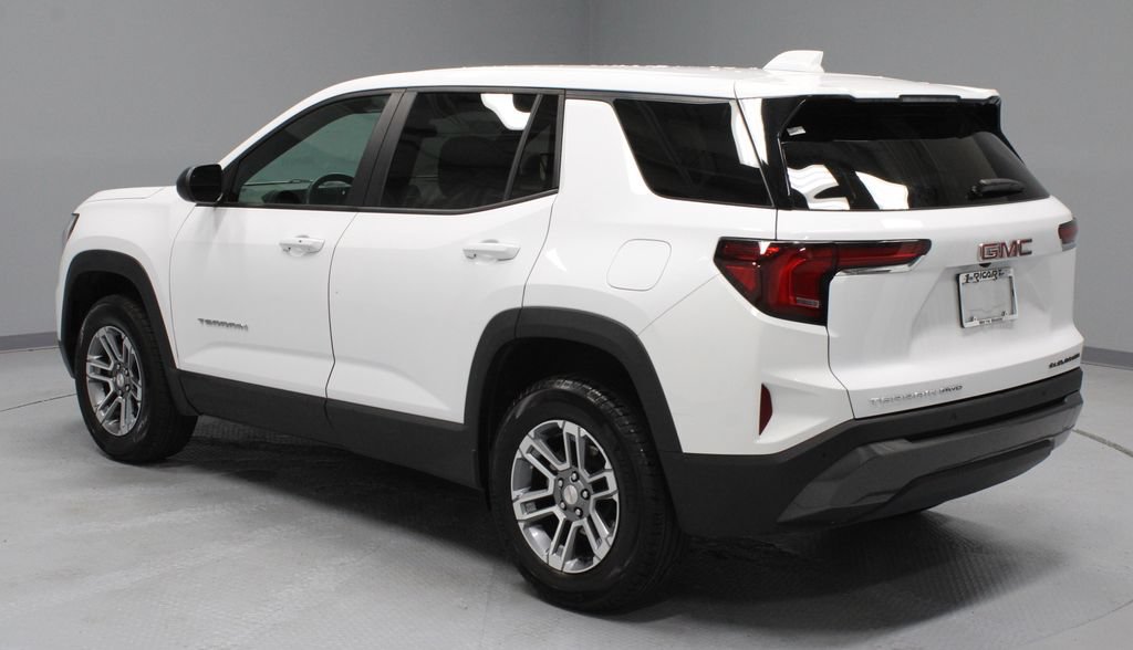 Used 2025 GMC Terrain Elevation AWD/4WD image 11