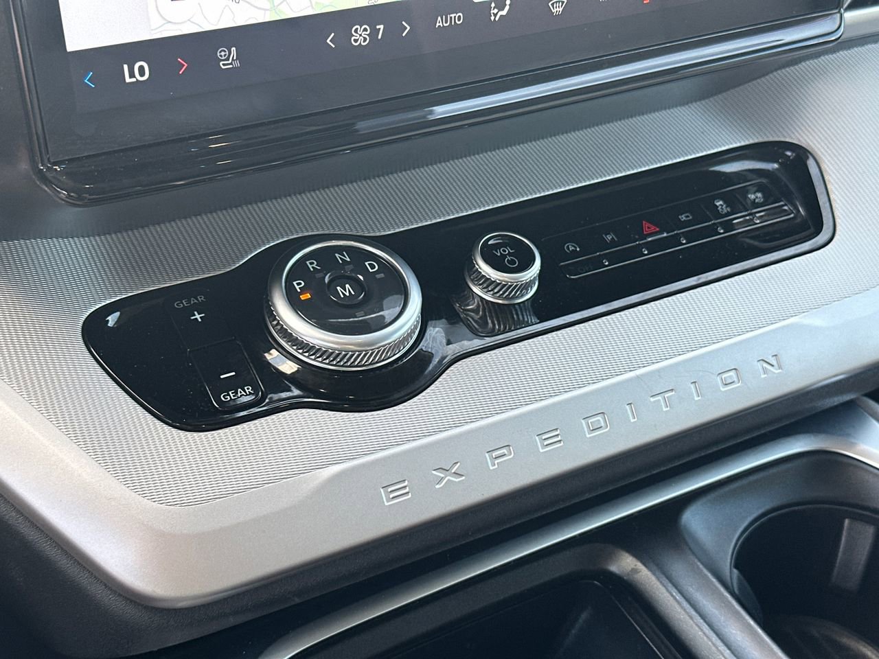 Certified 2025 Ford Expedition Max Active RWD image 31