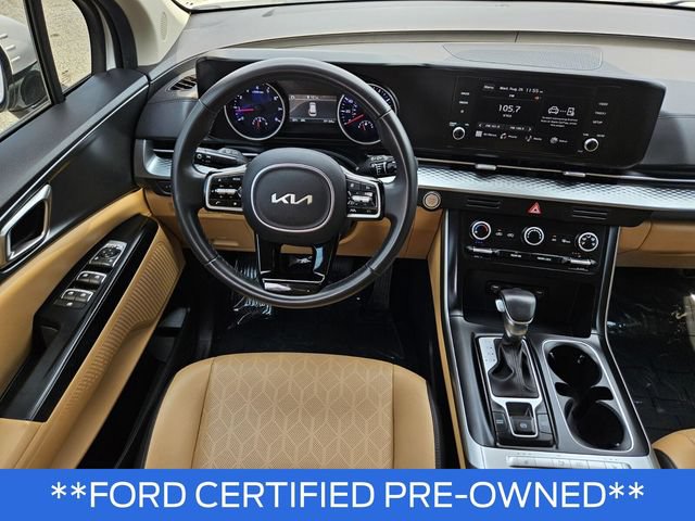 Used 2024 Kia Carnival LX FWD image 23