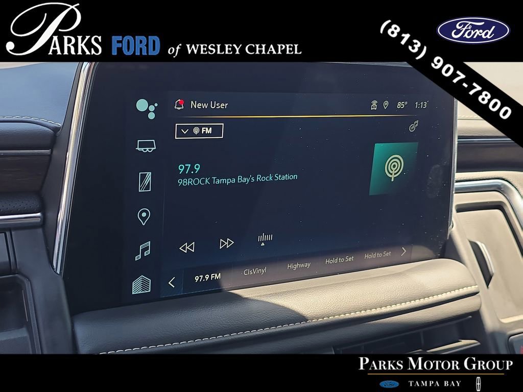 Used 2024 Chevrolet Suburban Premier image 22