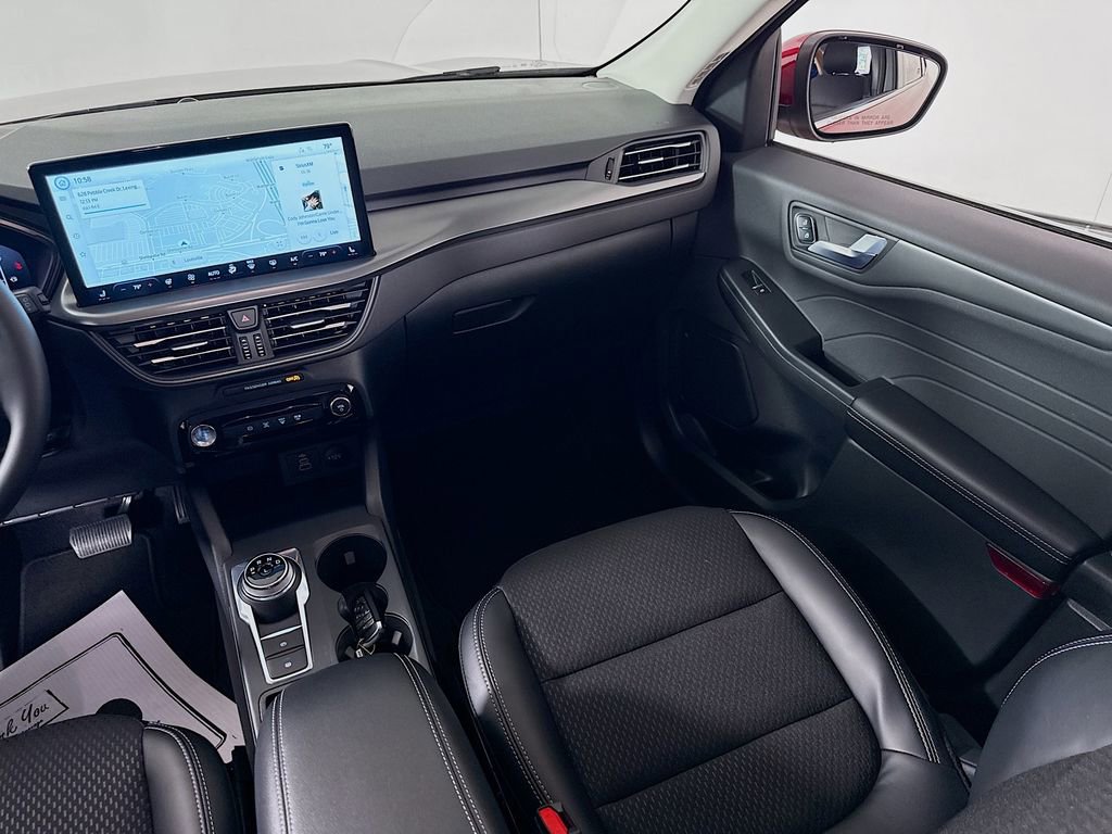 Certified 2026 Ford Escape SE FWD image 23